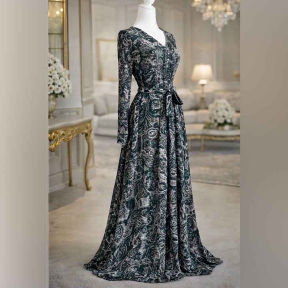 💚 Emerald Printed Wrap Maxi Dress – Elegant & Flowy